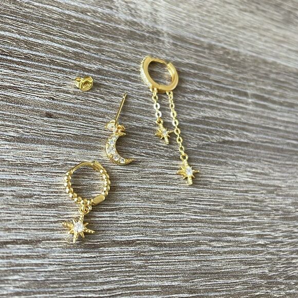 Gold Star and Moon Earring Set N1025 - Picture 3 of 3